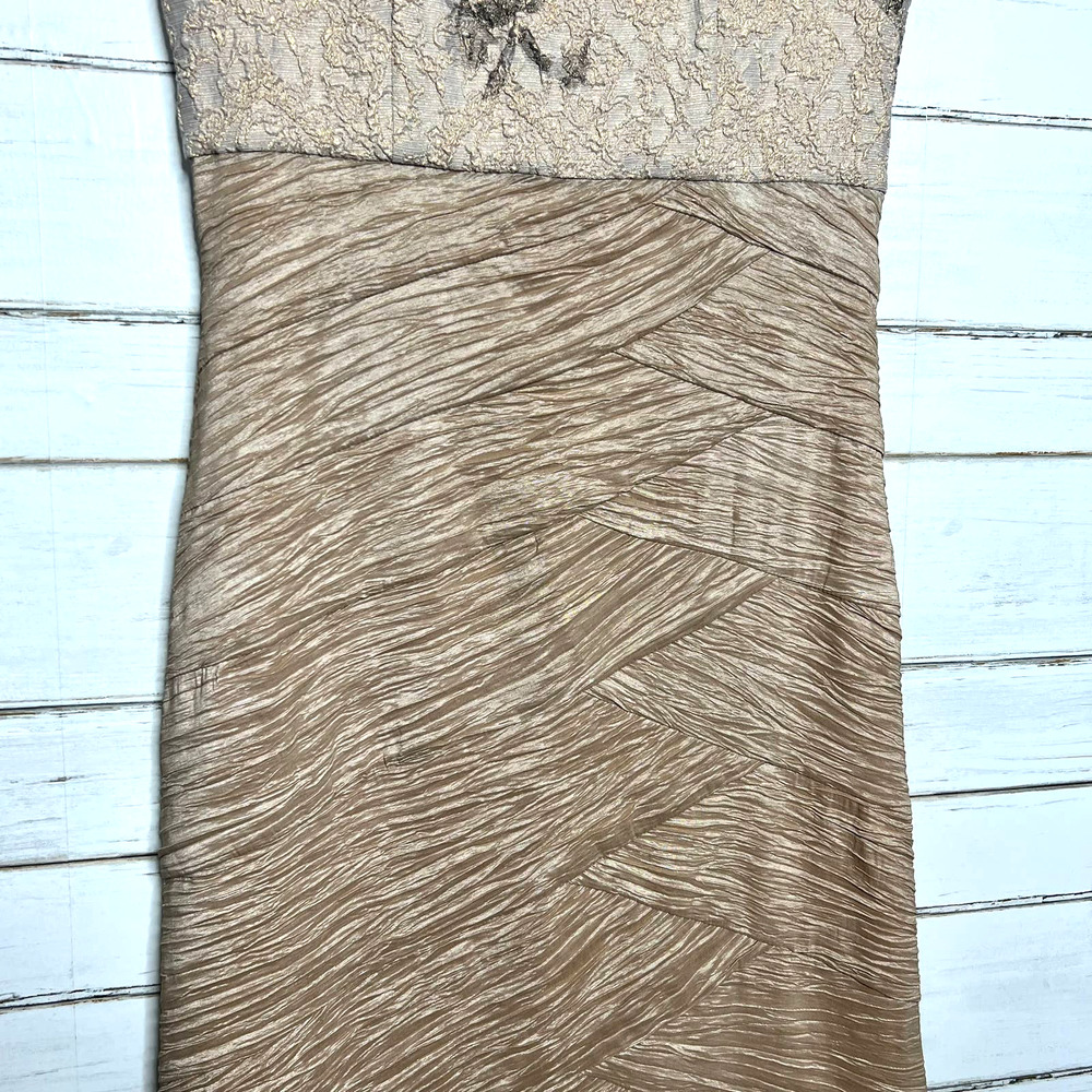 Adrianna Papell Column Gown Matelass Floral Dress Size 12 - Picture 12 of 14